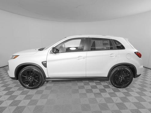 White Diamond 2026 Mitsubishi Outlander Sport 2.0 LE
