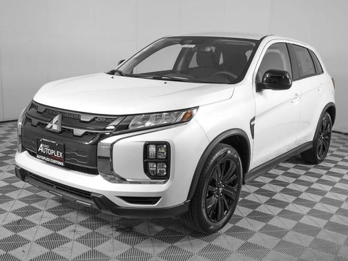 White Diamond 2026 Mitsubishi Outlander Sport 2.0 LE