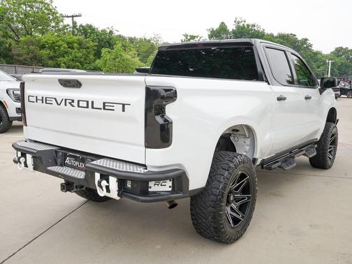 Summit White 2023 Chevrolet Silverado 1500 Custom