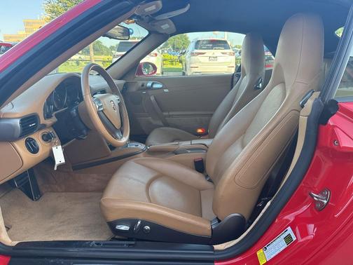 Guards Red 2006 Porsche 911 Carrera 4