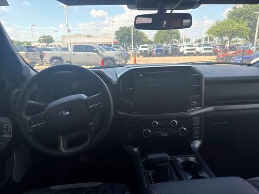 Agate Black Metallic 2024 Ford F-150 XLT