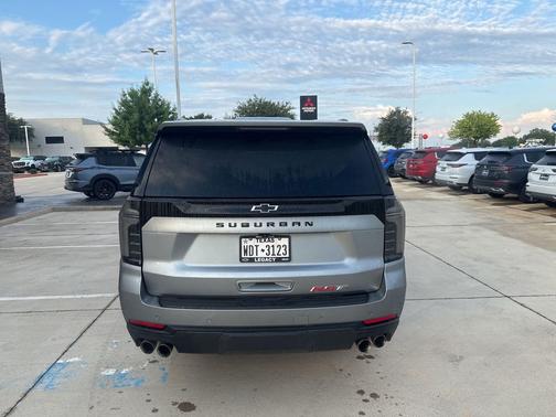 Sterling Gray Metallic 2025 Chevrolet Suburban RST