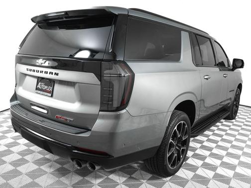 Sterling Gray Metallic 2025 Chevrolet Suburban RST