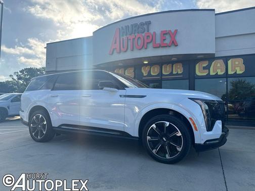 Vibrant White Tricoat 2026 Cadillac Escalade IQL Sport