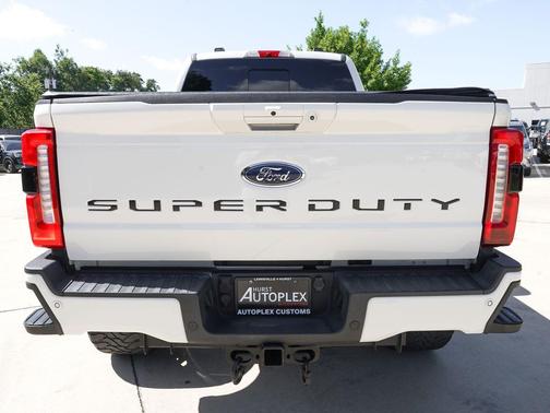 White Metallic 2023 Ford F-250 Lariat