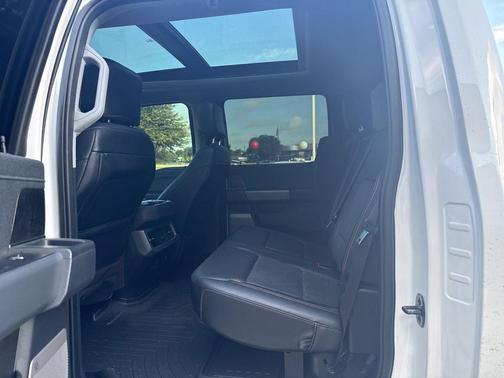 White Metallic 2023 Ford F-250 Lariat