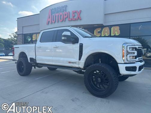 White Metallic 2023 Ford F-250 Lariat