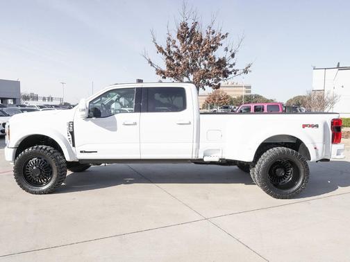 Oxford White 2026 Ford F-450 Lariat