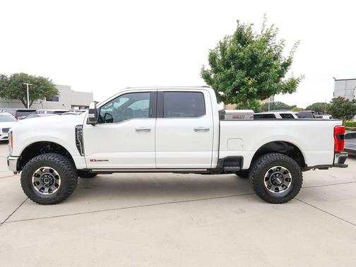 Star White Metallic Tri-Coat 2023 Ford F-250 King Ranch