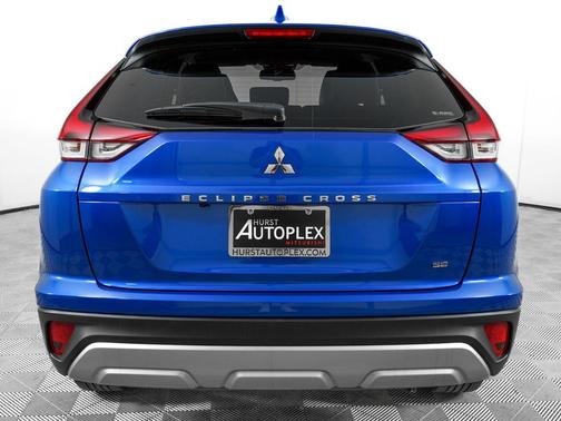 Lightning Blue Metallic 2026 Mitsubishi Eclipse Cross SE