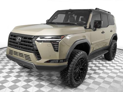 Earth/Black Roof 2026 Lexus GX 550 Overtrail+