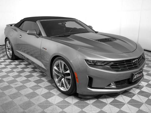 Sharkskin Metallic 2023 Chevrolet Camaro RWD Convertible LT1