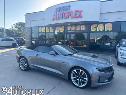 Sharkskin Metallic 2023 Chevrolet Camaro RWD Convertible LT1