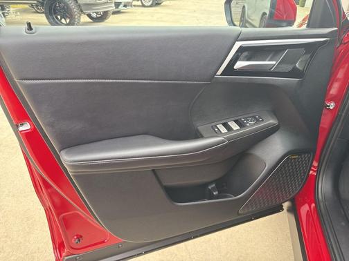 Red Diamond 2026 Mitsubishi Outlander SE