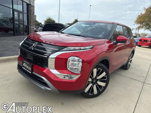 Red Diamond 2026 Mitsubishi Outlander SE