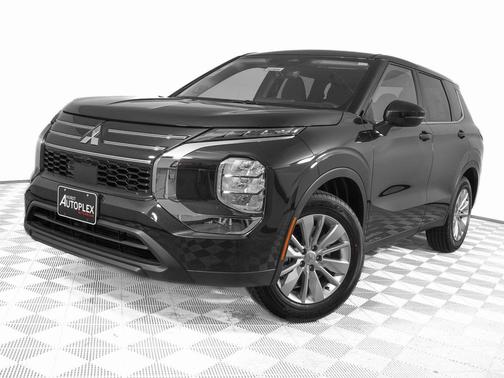 Black Diamond 2026 Mitsubishi Outlander ES S-AWC