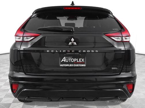Labrador Black Pearl 2023 Mitsubishi Eclipse Cross SEL
