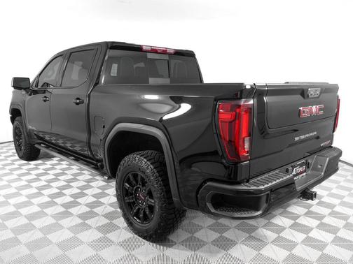 Onyx Black 2024 GMC Sierra 1500 AT4X