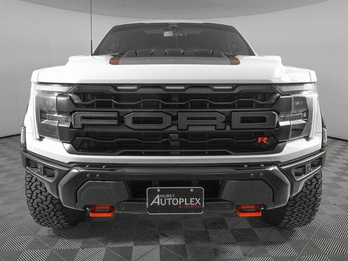 Oxford White 2025 Ford F-150 Raptor