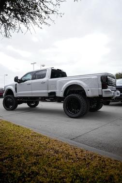 Avalanche 2026 Ford F-450 Platinum