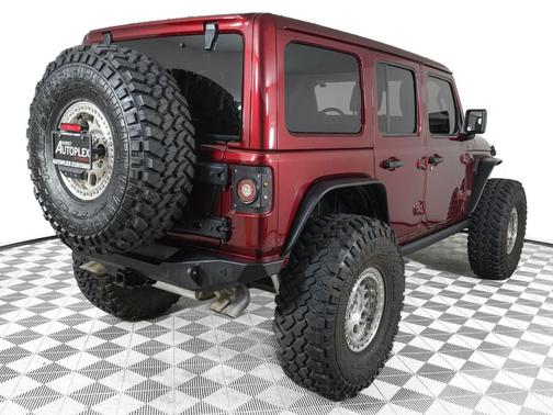 Snazzberry Pearlcoat 2022 Jeep Wrangler Unlimited Rubicon 392