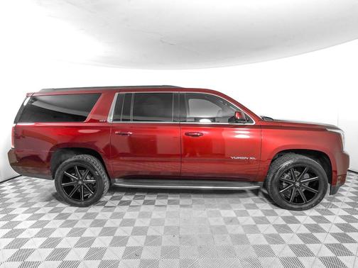 Crimson Red Tintcoat 2019 GMC Yukon XL SLT