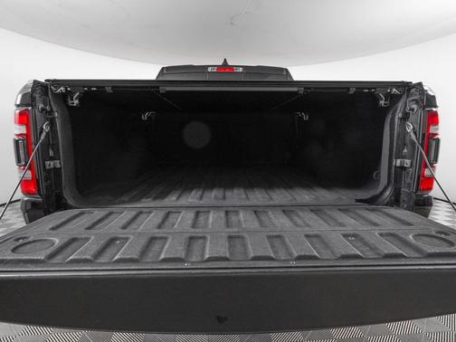 Diamond Black Crystal Pearlcoat 2021 RAM 1500 TRX