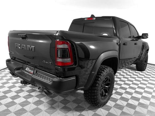 Diamond Black Crystal Pearlcoat 2021 RAM 1500 TRX