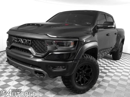Diamond Black Crystal Pearlcoat 2021 RAM 1500 TRX