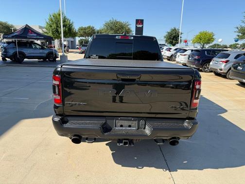 Diamond Black Crystal Pearlcoat 2021 RAM 1500 TRX