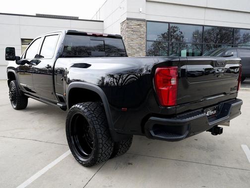 Black 2026 Chevrolet Silverado 3500 High Country