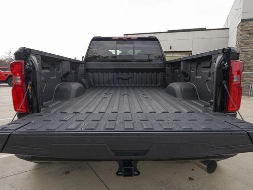 Black 2026 Chevrolet Silverado 3500 High Country
