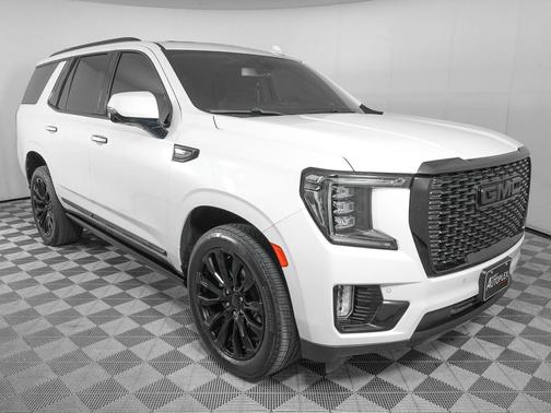 White Frost Tricoat 2022 GMC Yukon Denali
