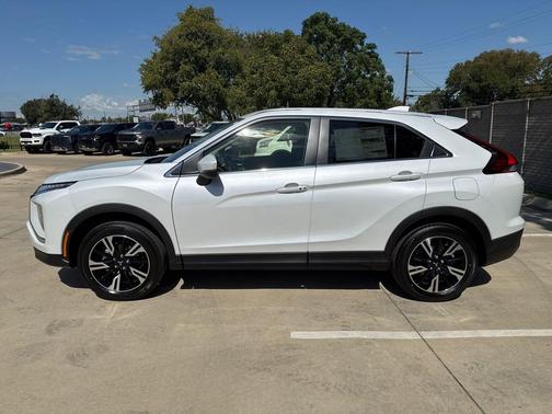 White Diamond 2026 Mitsubishi Eclipse Cross SE