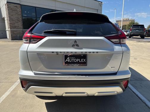 White Diamond 2026 Mitsubishi Eclipse Cross SE