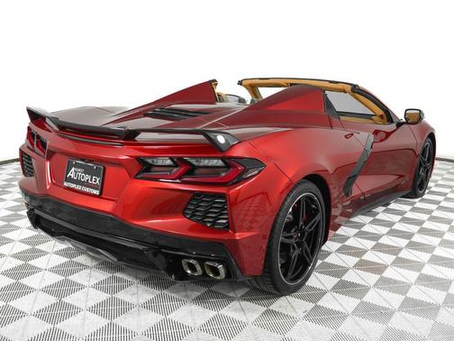 Red Mist Metallic Tintcoat 2023 Chevrolet Corvette Stingray w/3LT
