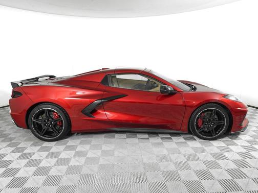 Red Mist Metallic Tintcoat 2023 Chevrolet Corvette Stingray w/3LT