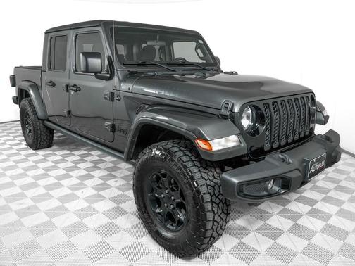 Granite Crystal Metallic Clearcoat 2023 Jeep Gladiator Willys 4x4