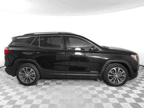 Ebony Twilight Metallic 2020 GMC Terrain SLT