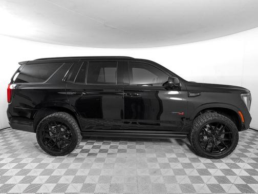 Onyx Black 2026 GMC Yukon 4WD AT4