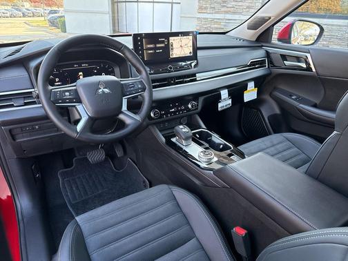Red Diamond 2026 Mitsubishi Outlander SE S-AWC