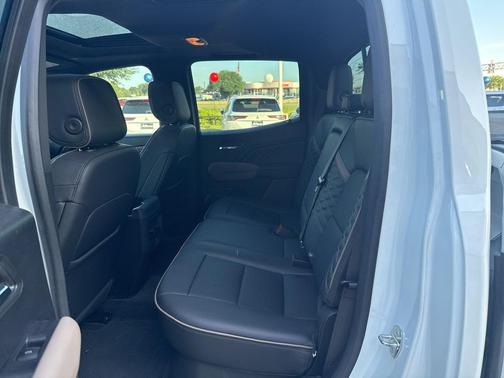 Summit White 2023 GMC Canyon Denali