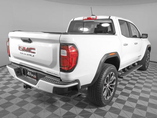Summit White 2023 GMC Canyon Denali