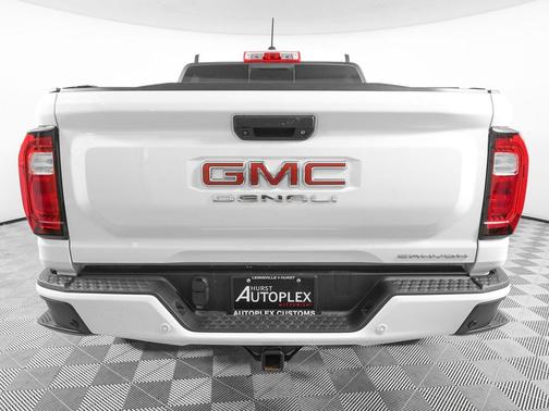 Summit White 2023 GMC Canyon Denali