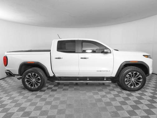 Summit White 2023 GMC Canyon Denali