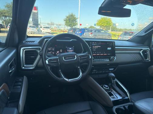 Summit White 2023 GMC Canyon Denali