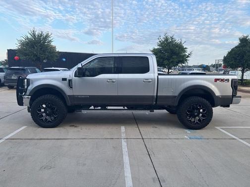 Ingot Silver Metallic 2019 Ford F-250 Lariat