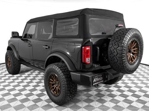 Shadow Black 2024 Ford Bronco Big Bend