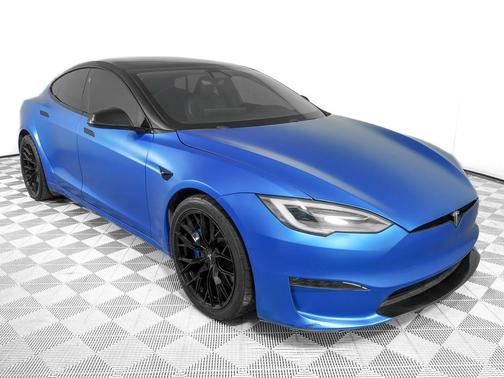 Deep Blue Metallic 2022 Tesla Model S Plaid