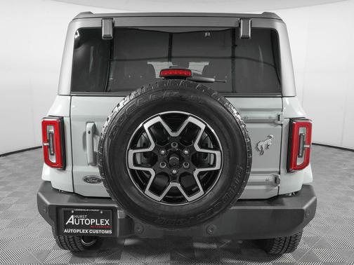 Cactus Gray 2024 Ford Bronco Outer Banks